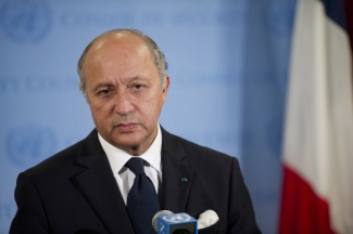 France FM speaks to the Media