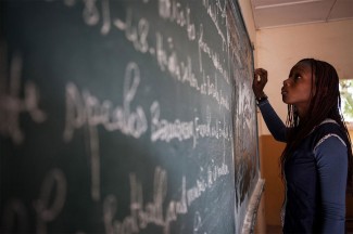 02-22-unicef-mali-student