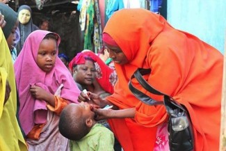 Unicef polio vaccination - UNICEF